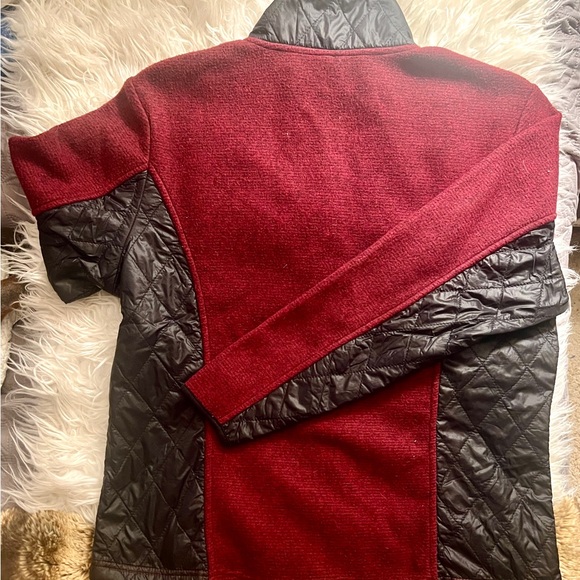 Venario Dark Red Equestrian-Style Fleece Zip Front Jacket! Sz S! Sportif Chic! - Picture 3 of 3